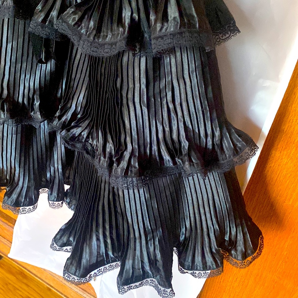 Vintage strapless Betsey Johnson tiered ruffle cocktail party dress - Picture 6 of 7